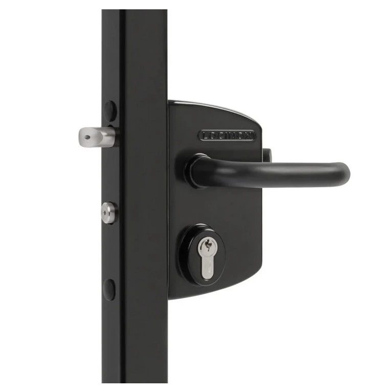 Locinox Industrial Swing Gate Lock LAKQ U2 for Flat Bar 10mm in Black -Handle Silver